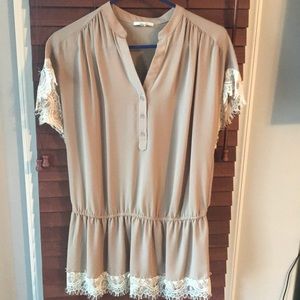 Beige Blouse with lace edges